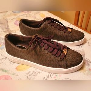 New Michael kors shoes